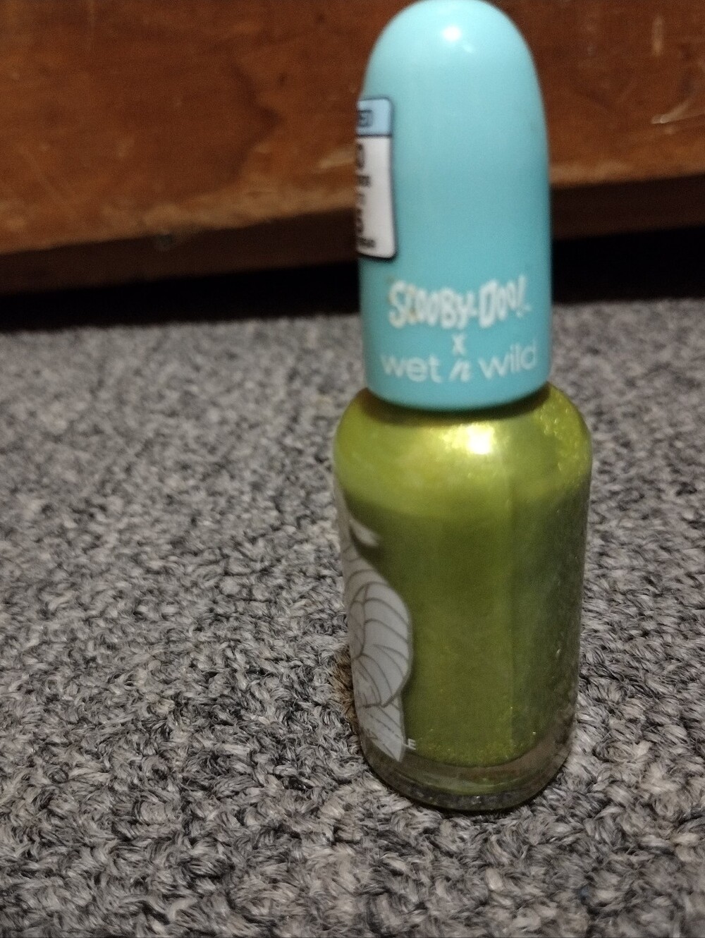 Wet n Wild Scooby-Doo Metallic Lime Nail Polish with Aqua Cap